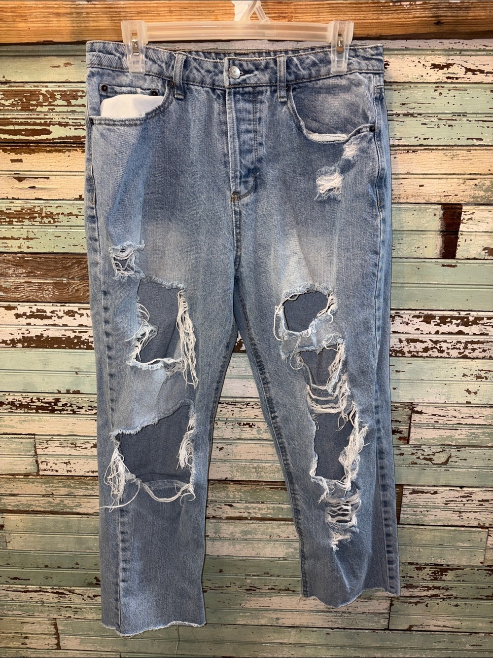 Light Wash Distressed Ripped Jeans